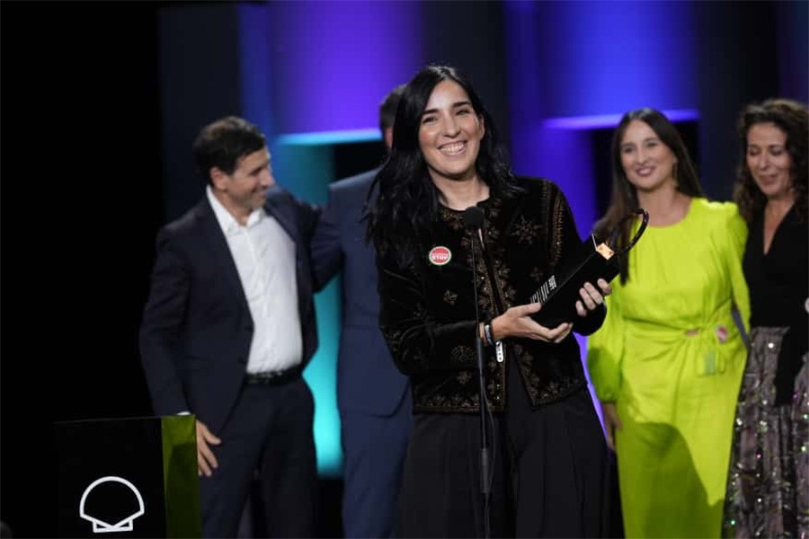 Movistar Plus+'s Sundays and Los Tigres Triumphs at San Sebastián Festival 